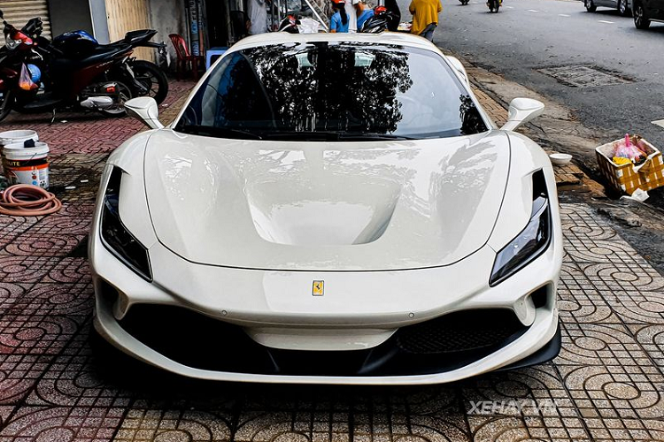 Ferrari F8 Spider - sieu xe khong duoi 32 ty tren pho Sai Gon-Hinh-3