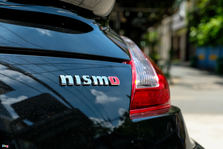 Nissan 370Z NISMO moi ve Viet Nam, van dung hop so san 6 cap-Hinh-3