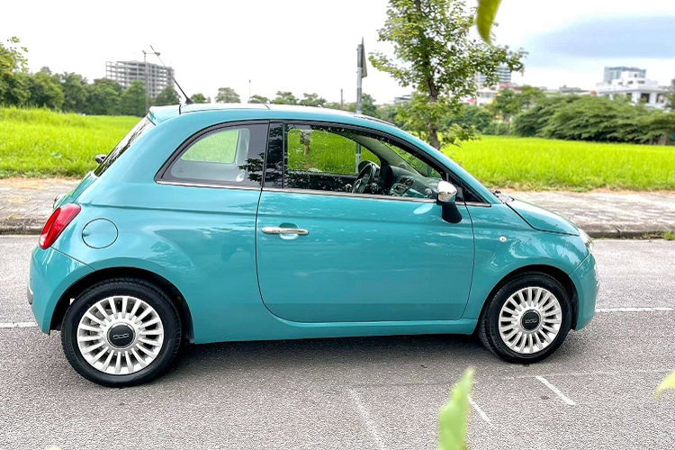 Fiat 500 chay 10 nam, tu tin chao ban 460 trieu tai Ha Noi-Hinh-4