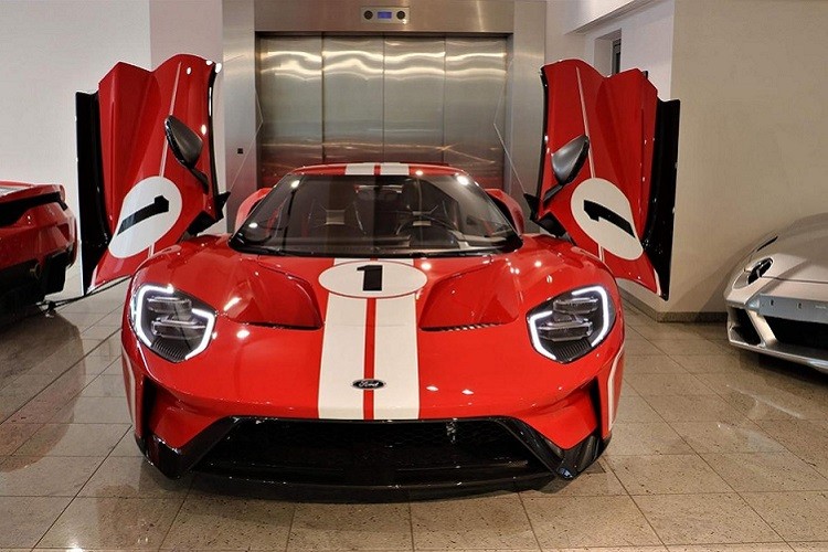 Ford GT '67 Heritage Edition doc nhat Viet Nam da ve “chuong“