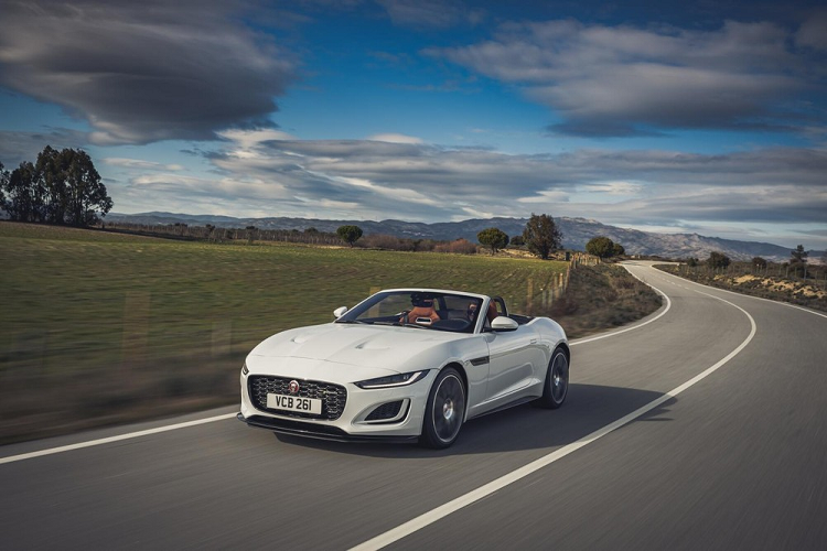 Ly do Jaguar F-Type 2022 van noi khong voi dong co nho?-Hinh-6