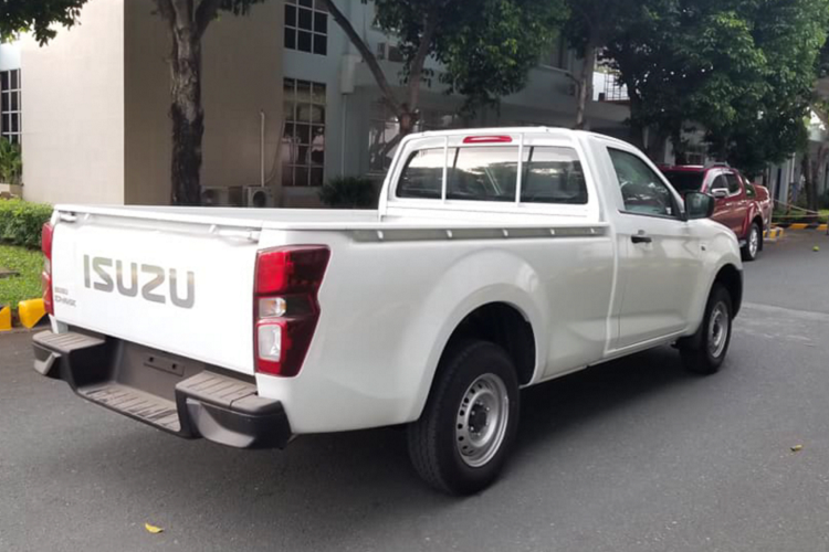 Can canh Isuzu D-Max cabin don, chua den 400 trieu tai Viet Nam-Hinh-8