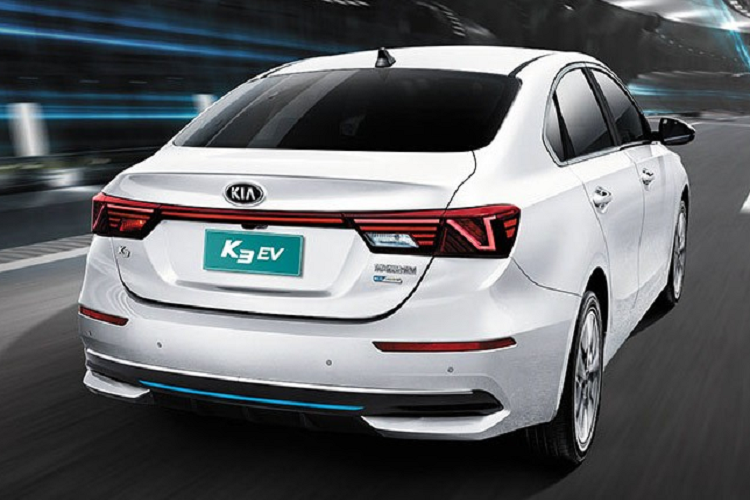 Kia K3 EV 2021 chay 400km/1 lan sac, tu 637 trieu dong-Hinh-9