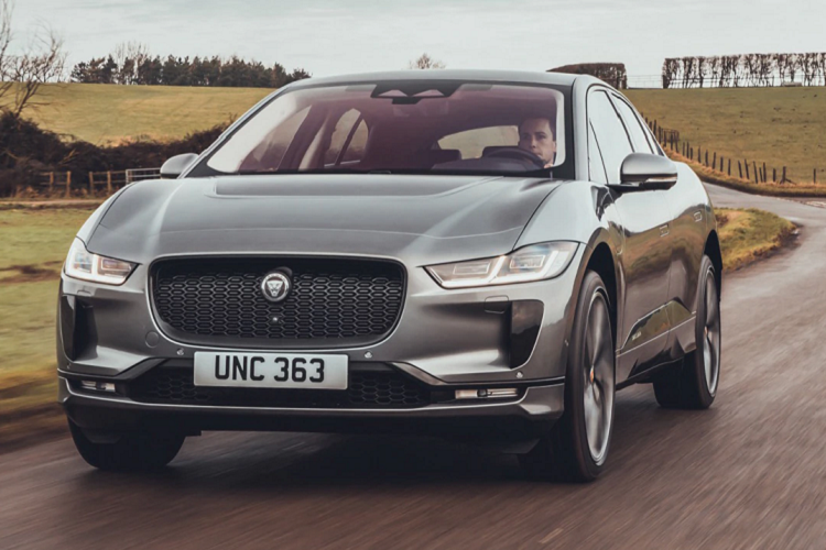 Jaguar I-Pace 2022 tu 1,6 ty dong, sac 15 phut chay duoc 100 km-Hinh-5