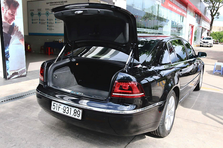 Xe Volkswagen Phaeton 