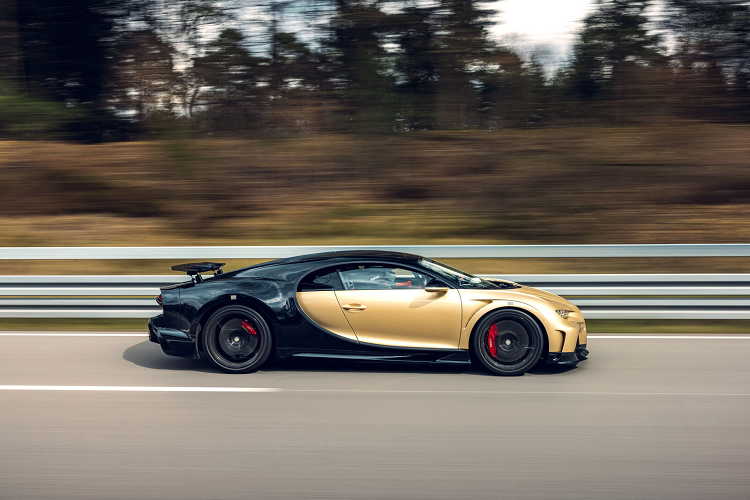 Bugatti Chiron Super Sport hon 74 ty dong dat van toc 440 km/h-Hinh-2