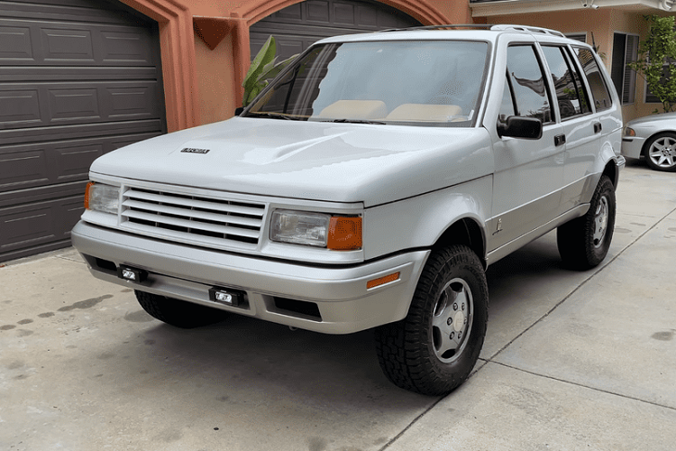 Laforza - SUV trang bi V8 sang nhu Range Rover den tu nuoc Y