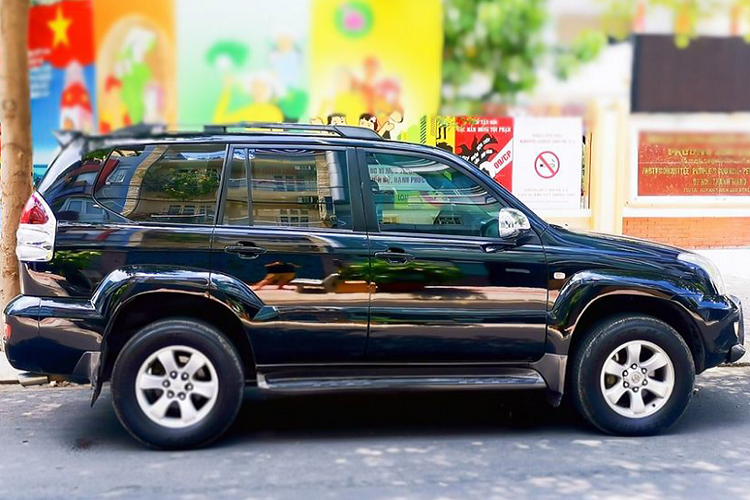 Used Black Toyota Land Cruiser Prado 2007 Release with an Engine of 4  Liters Rear View on the Car Snow Parking after Preparing for Editorial  Stock Photo  Image of model automotive 167416433