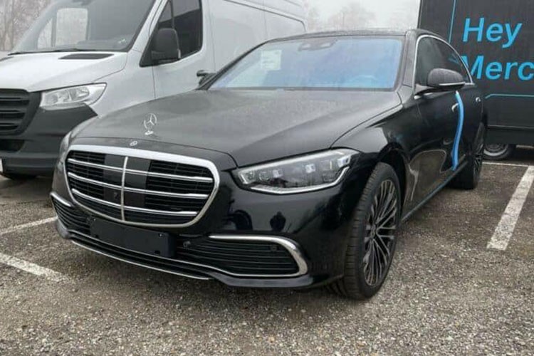 Mercedes-Benz S500 2021 hang sang dau tien 