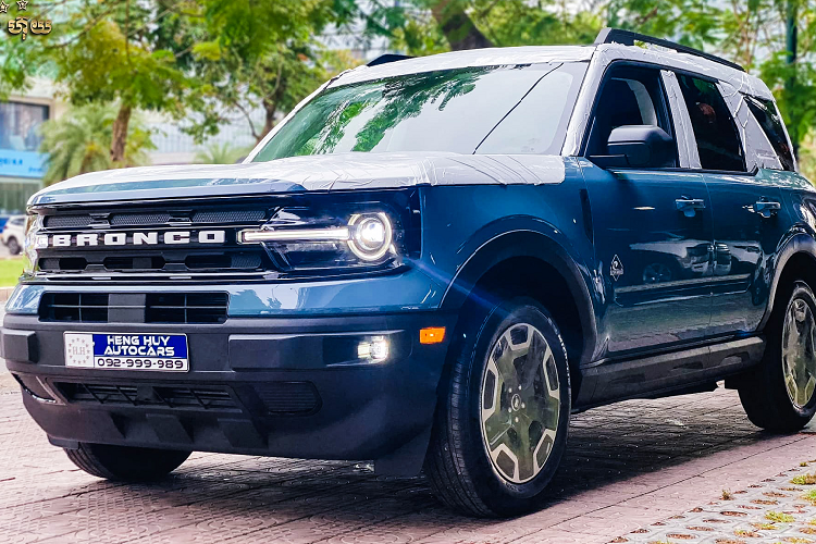 Ford Bronco Sport 2021 chi 756 trieu dong, 