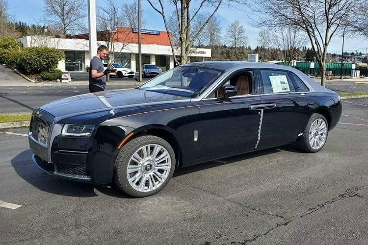 Rolls-Royce Ghost 2021 dau tien ve Viet Nam do dang Phantom VIII-Hinh-3