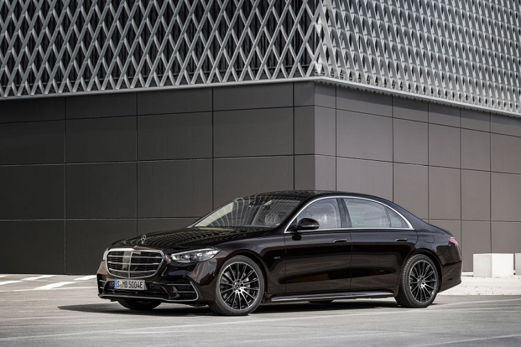 Mercedes-Benz S580e hon 3 ty dong, 