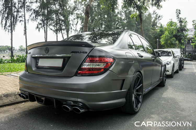 Mercedes-Benz C63 AMG W204 - 