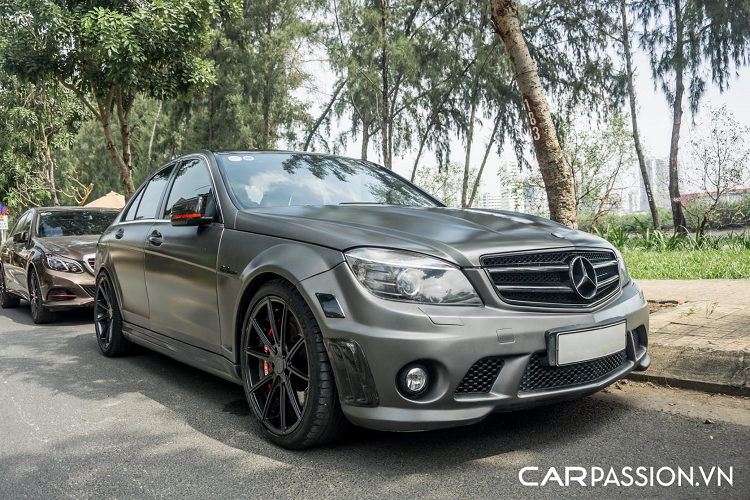 Mercedes-Benz C63 AMG W204 - 