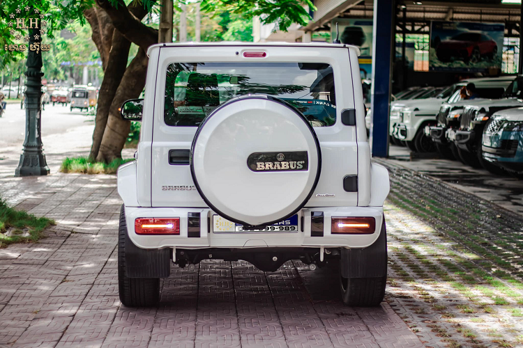 Can canh Suzuki Jimny do Brabus gan 2 ty dong tai Campuchia-Hinh-9