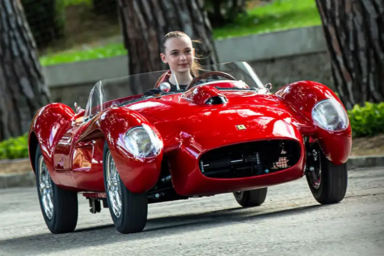 Testa Rossa J - 