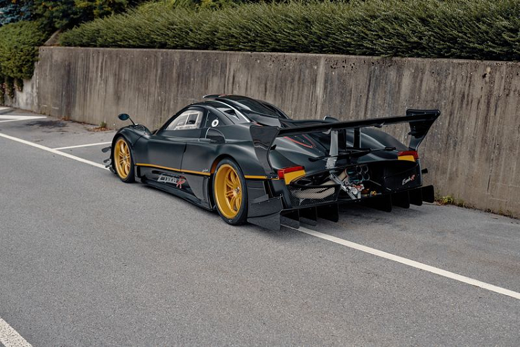 Kham pha Pagani Zonda R Evolution 