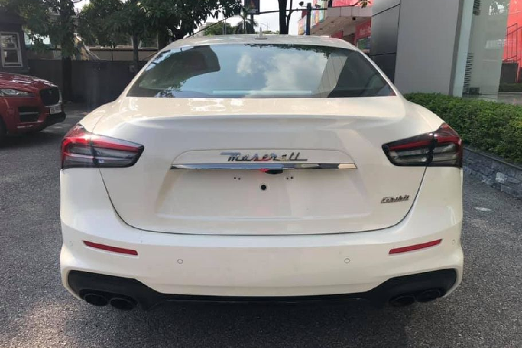 Maserati Ghibli GranSport 2021 dau tien ve Viet Nam tai Ha Noi-Hinh-2