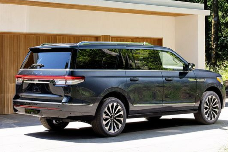 Lincoln Navigator 2022 se ho tro tu lai, 