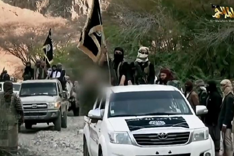 Taliban - khach hang “trung thanh” ma Toyota khong muon giu chan-Hinh-3