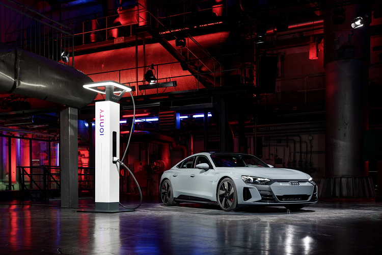 Audi E-Tron GT 2022, 