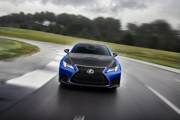 Lexus RC F Fuji Speedway Edition 2022 chao hang thi truong My-Hinh-8