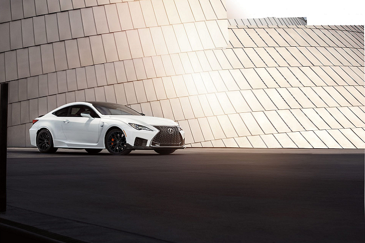 Lexus RC F Fuji Speedway Edition 2022 chao hang thi truong My-Hinh-9