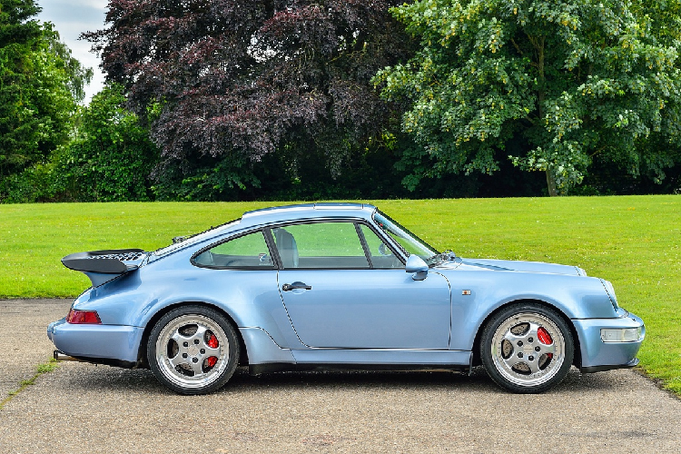 Porsche 964 Turbo cua Quoc vuong Brunei rao ban 439.099 USD-Hinh-3