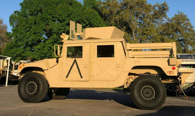 Gan 65.000 xe Ford Ranger va Humvee cua My bi bo lai Afghanistan-Hinh-2