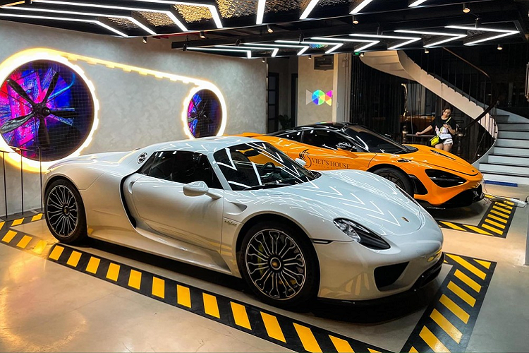 Porsche 918 Spyder hon 60 ty cua nu 9X Sai Gon ve Go Vap-Hinh-9