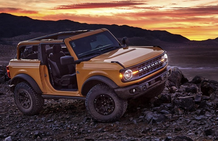 Ford Bronco Raptor moi he lo thiet ke, ra mat vao 2022-Hinh-3