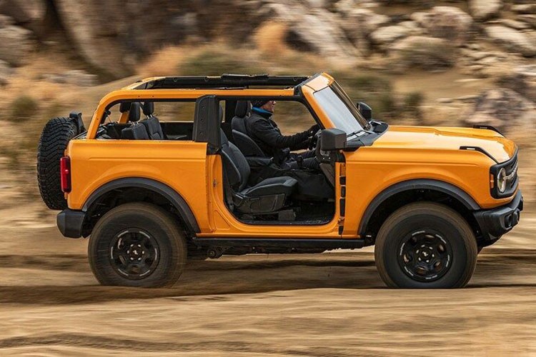 Ford Bronco Raptor moi he lo thiet ke, ra mat vao 2022