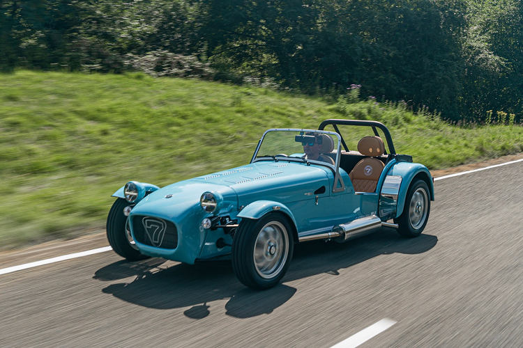 Caterham Seven 170 - xe mui tran nhe nhat the gioi gia 31,900 USD-Hinh-9