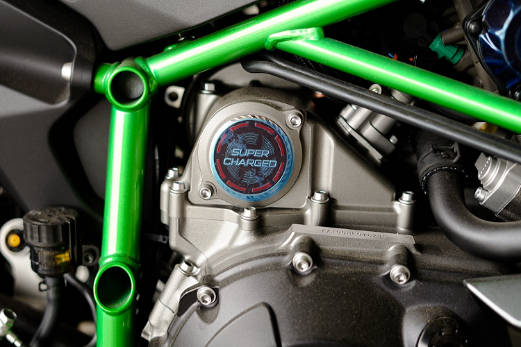 Sieu moto Kawasaki Ninja H2 Carbon 2021 hon 1 ty dong ve Viet Nam-Hinh-7