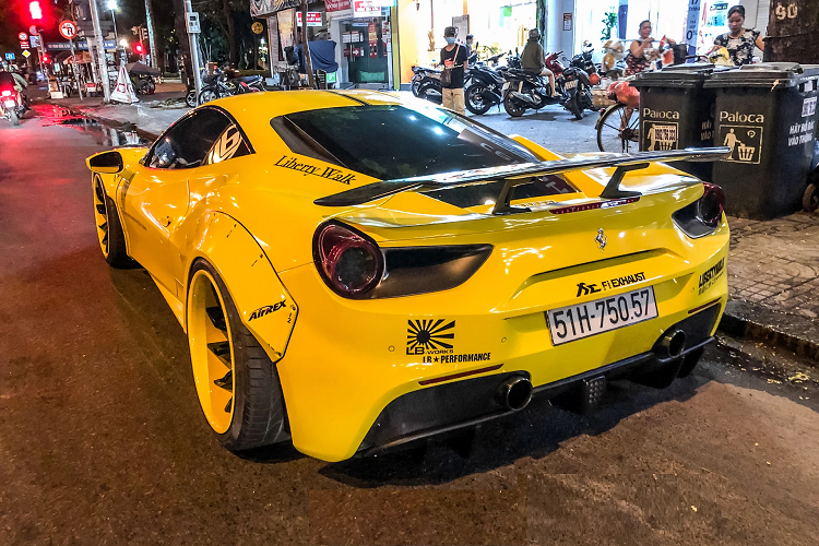 Noi kho cua dan choi sieu xe Ferrari 488 GTB sau chi thi 16-Hinh-6