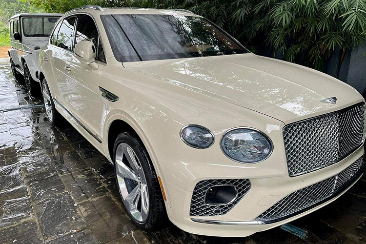 Thieu gia Da Nang doi Bentley Bentayga 18 ty dong lay 1 nhanh lan-Hinh-2