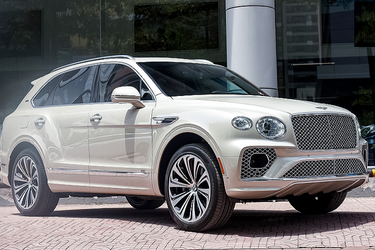 Thieu gia Da Nang doi Bentley Bentayga 18 ty dong lay 1 nhanh lan-Hinh-3