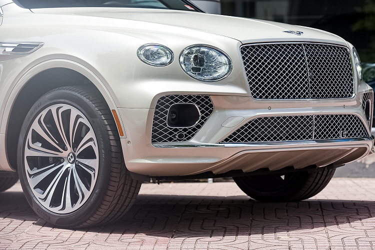 Thieu gia Da Nang doi Bentley Bentayga 18 ty dong lay 1 nhanh lan-Hinh-5