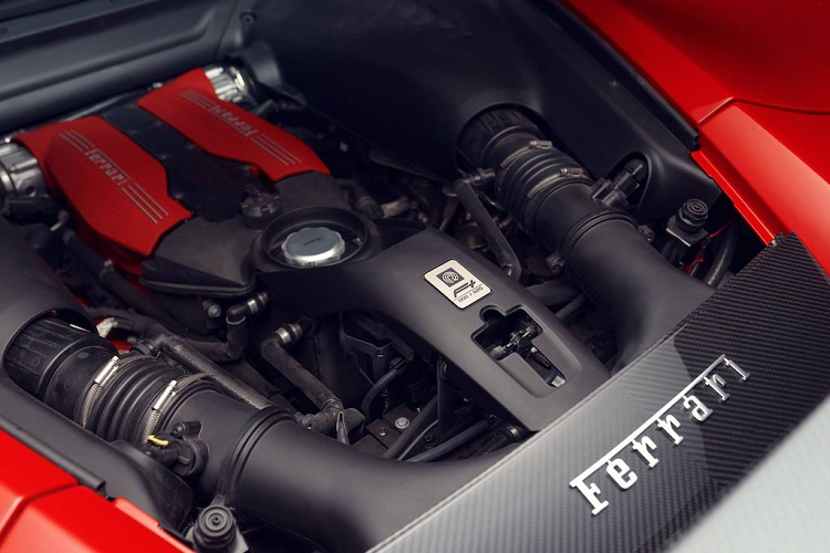 Dai gia Sai Gon dau long vi Ferrari 488 GT “trum men