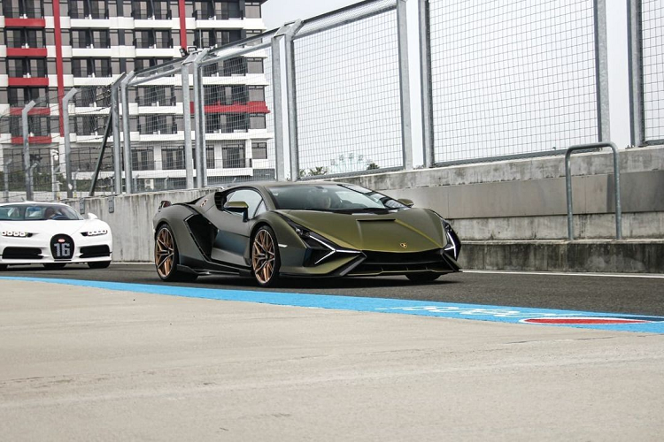 Lamborghini Sian FKP37 ghe Dai Loan, 