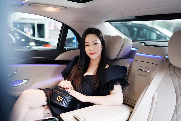 Nhat Kim Anh so huu Range Rover va Mercedes-Benz S450L bac ty-Hinh-4