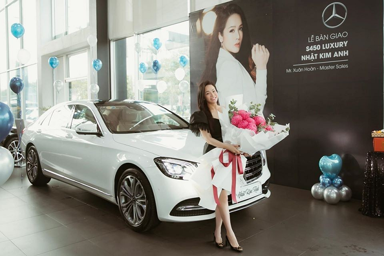 Nhat Kim Anh so huu Range Rover va Mercedes-Benz S450L bac ty-Hinh-8