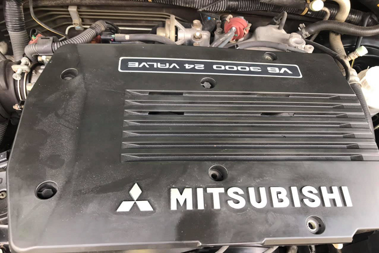 Can canh Mitsubishi Nativa 