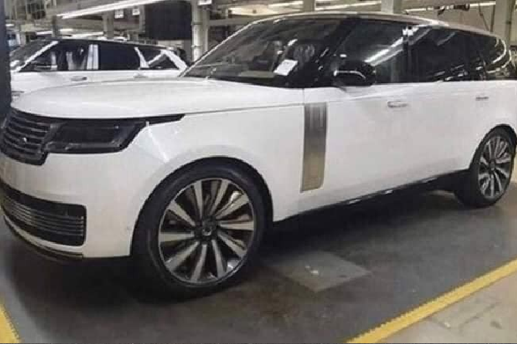 SUV nha giau Range Rover 2022 bat ngo 