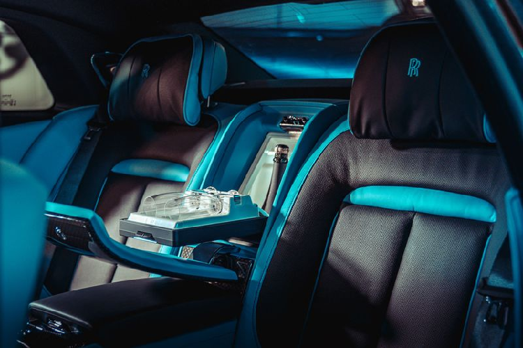 Rolls-Royce Ghost Black Badge 2022 - xe sieu sang thuan khiet nhat-Hinh-10