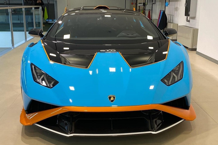 Lamborghini Huracan STO dau tien ve Viet Nam, khong duoi 30 ty?