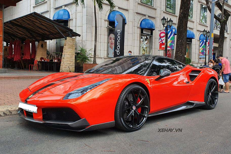 Ngam Ferrari 488 GTB do Novitec Rosso 