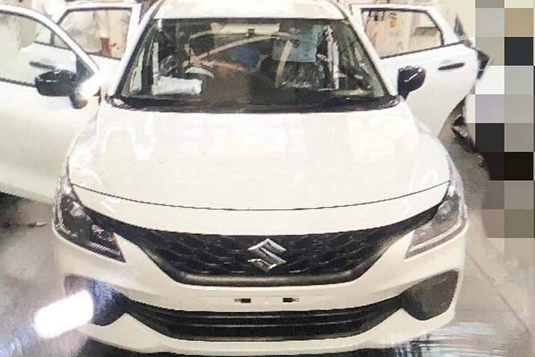 Suzuki Baleno 2022 gia re lo dien, 