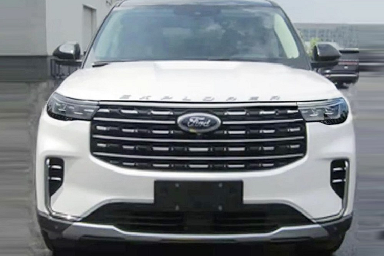 Ford Explorer 2022 co lon 