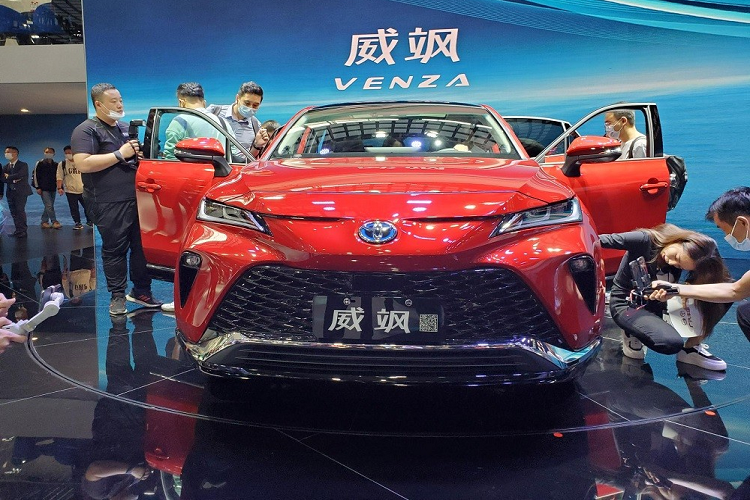 Toyota Venza 2022 moi chinh thuc ra mat, 